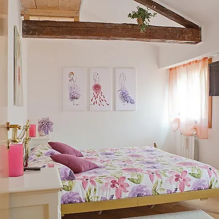 Daire Calle Dei Preti