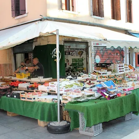 Daire Calle Dei Preti Venedik