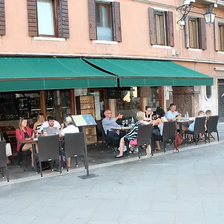 Calle Dei Preti Apartman *